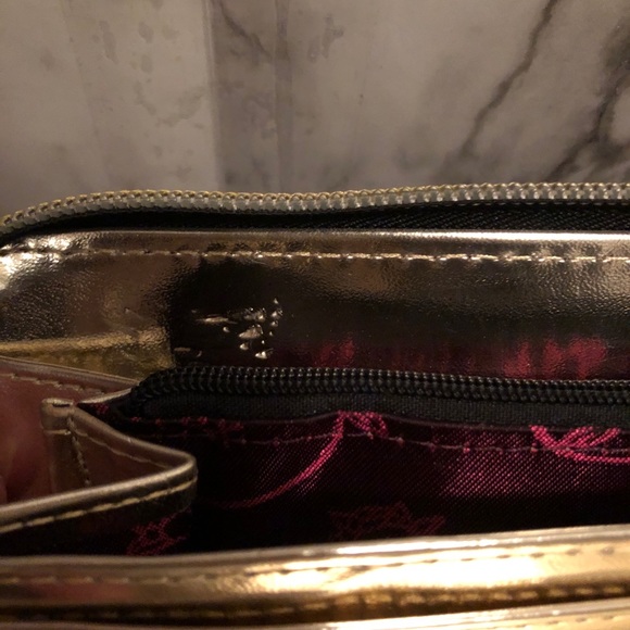 Betsey Johnson Wallet - Picture 10 of 10